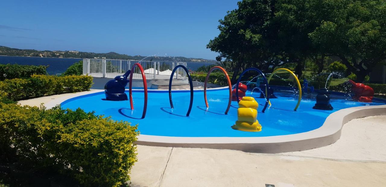 Отель Praia Do Cossa Vila Praia Do Bilene Экстерьер фото